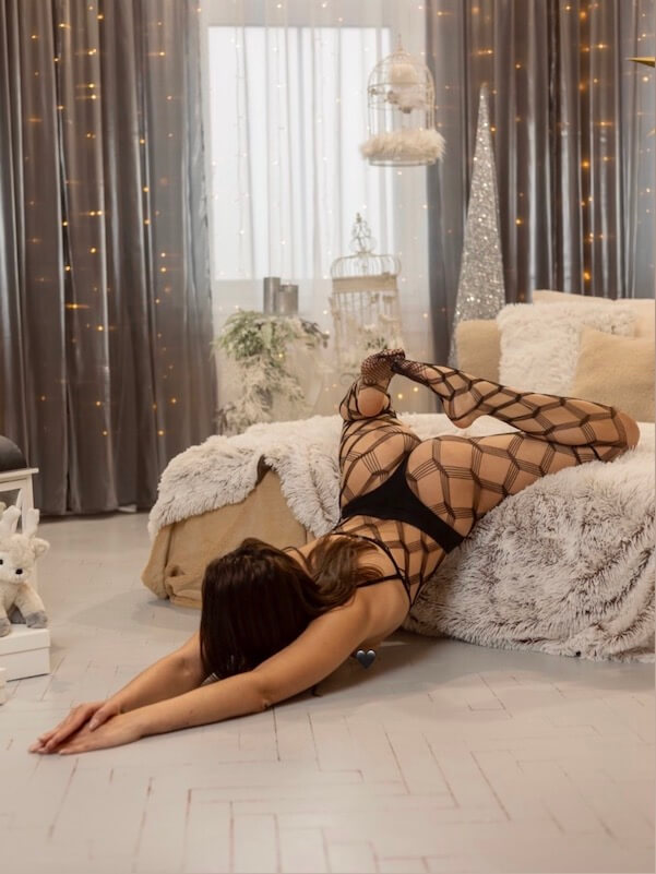 Rella - Budapest erotic massage