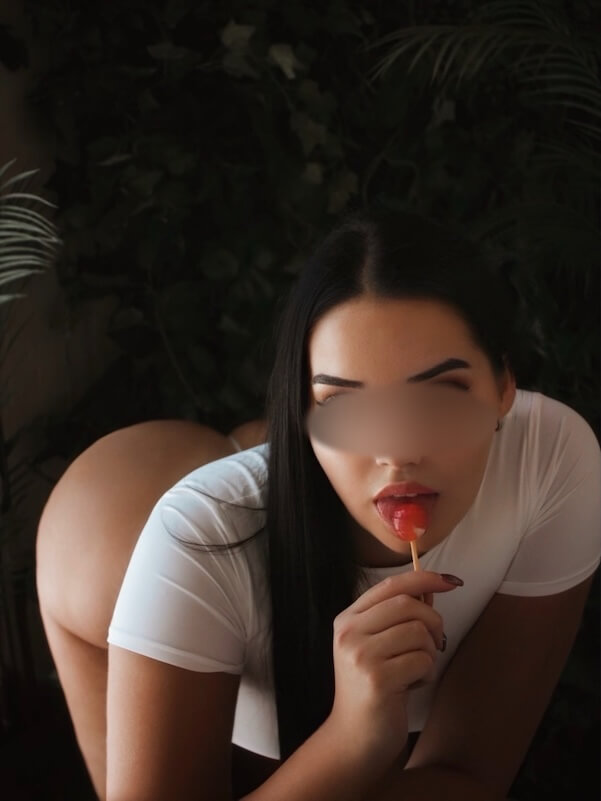 Roxy - Budapest erotic massage