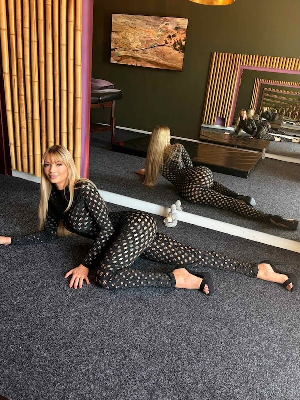 Naomi - Budapest erotic massage